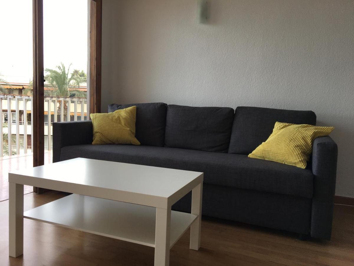 Apartment Con Vistas Al Mar. Primera Linea De Playa. *