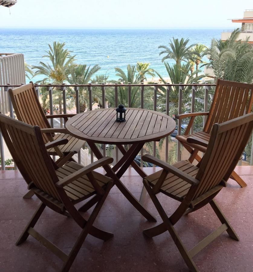 Con Vistas Al Mar. Primera Linea De Playa. Aguadulce (Almeria)